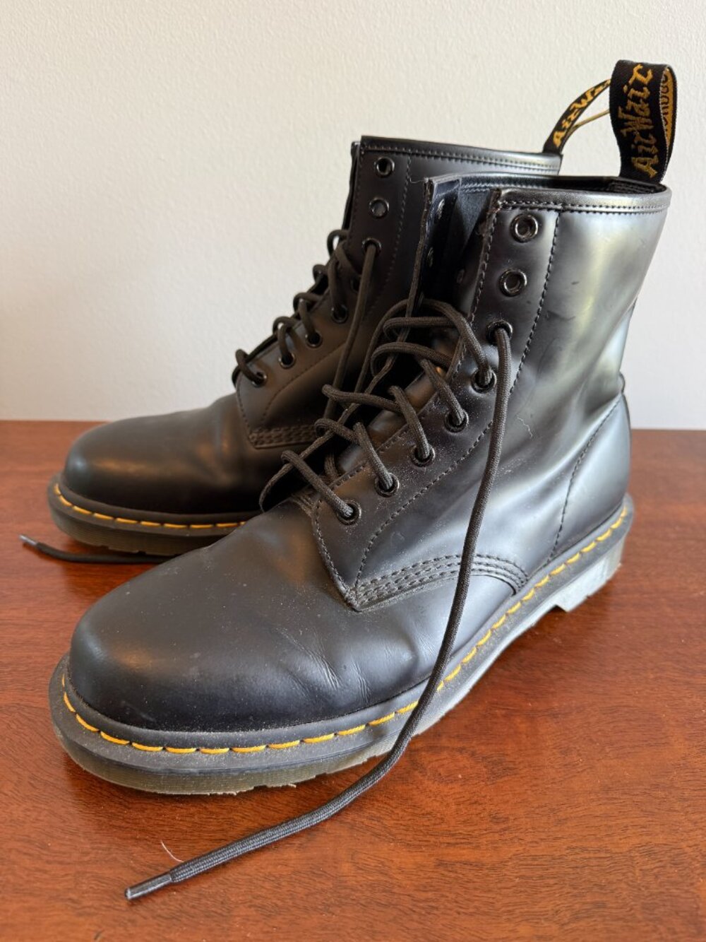 Dr. Martens AirWair Black Shoes/Boots Size 11 - Picture 2 of 6